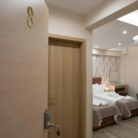 Rob Venture At The Of Apartamento Atenas