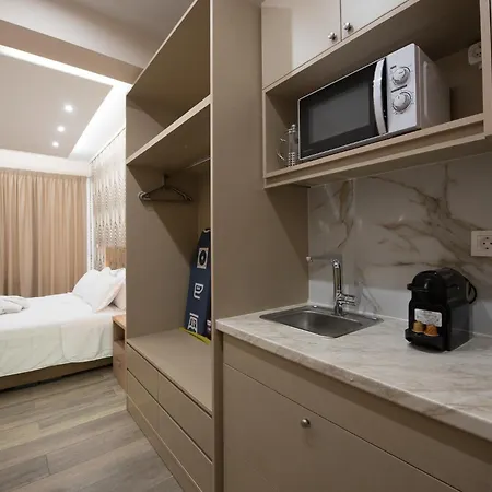 Rob Venture At The Of Apartamento Atenas