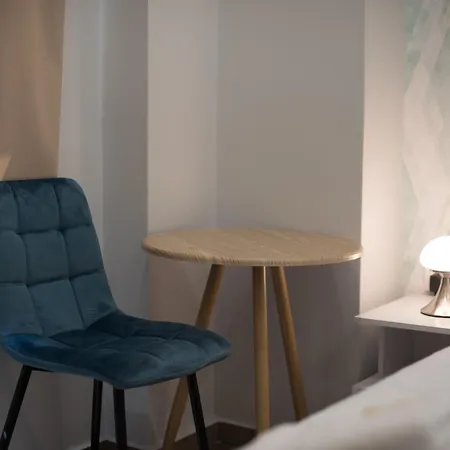 Rob Venture At The Of Apartamento