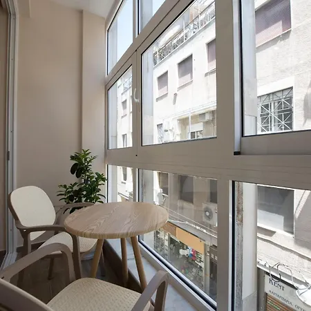 Rob Venture At The Of Apartamento Atenas